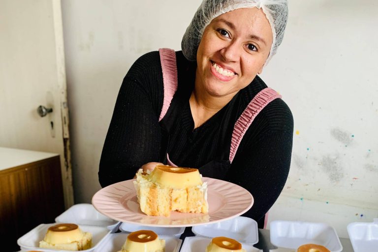 Bolo de pudim viraliza e aumenta vendas de confeiteiras - 22/05/2026 - Economia