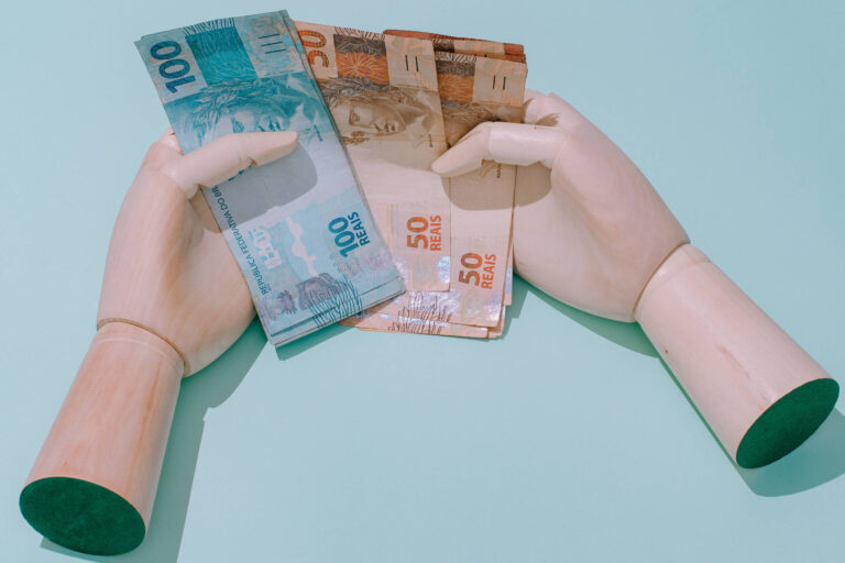 Dívida pública sobe 1,91% e atinge R$ 8,8 tri - 27/05/2026 - Economia
