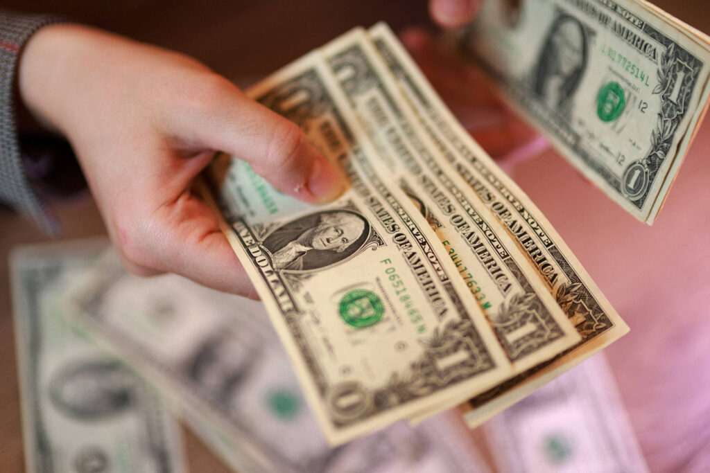 Dólar e Bolsa hoje (29); acompanhe as cotações - 29/05/2026 - Economia