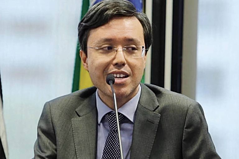 Ex-auditor afirma que MP o enganou para obter provas - 22/05/2026 - Economia