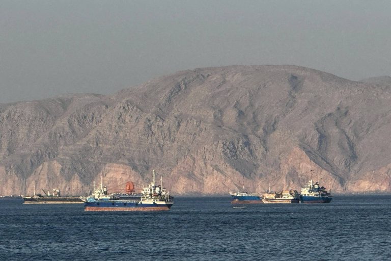 Irã e Omã negociam sistema de pagamento em Hormuz - 22/05/2026 - Mundo